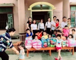 TẬP ĐOÀN TECCO TẶNG QUÀ TRUNG THU CHO CÁC EM NHỎ MỒ CÔI